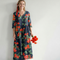 Cyrus | Vestido midi floral con drapeado suave