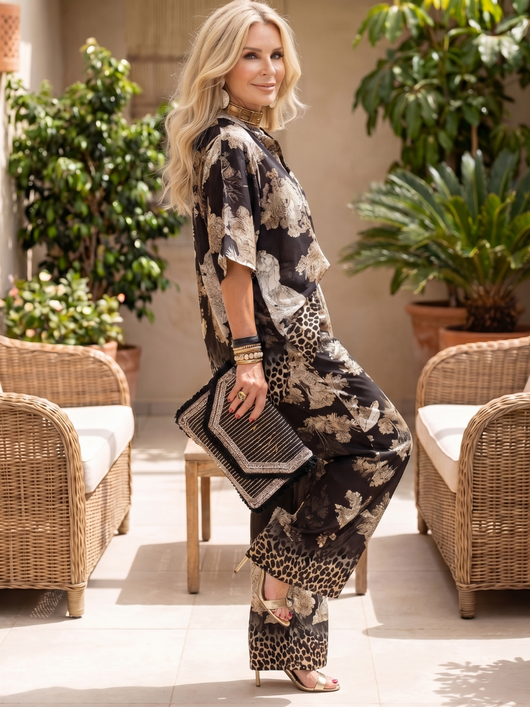 Miriam | Conjunto estampado de blusa envolvente y pantalones de pierna ancha