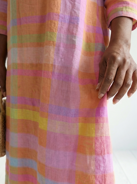 Tessa | Vestido midi de rayas con drapeado suave