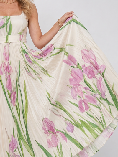 Oriana | Vestido midi sin mangas con escote cuadrado y pliegues