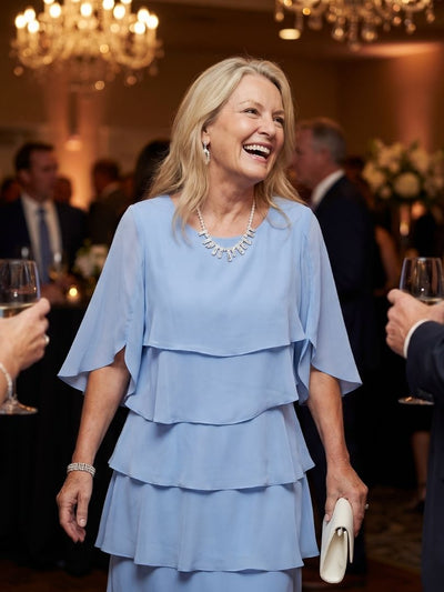 Clara | Vestido midi con capas escalonadas