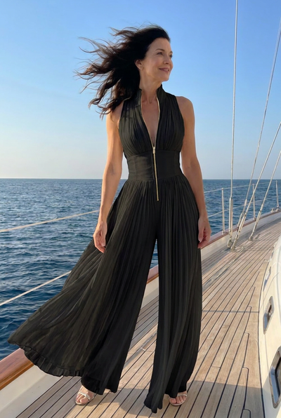 Zahira | Mono plisado de cuello halter con pierna ancha - Negro